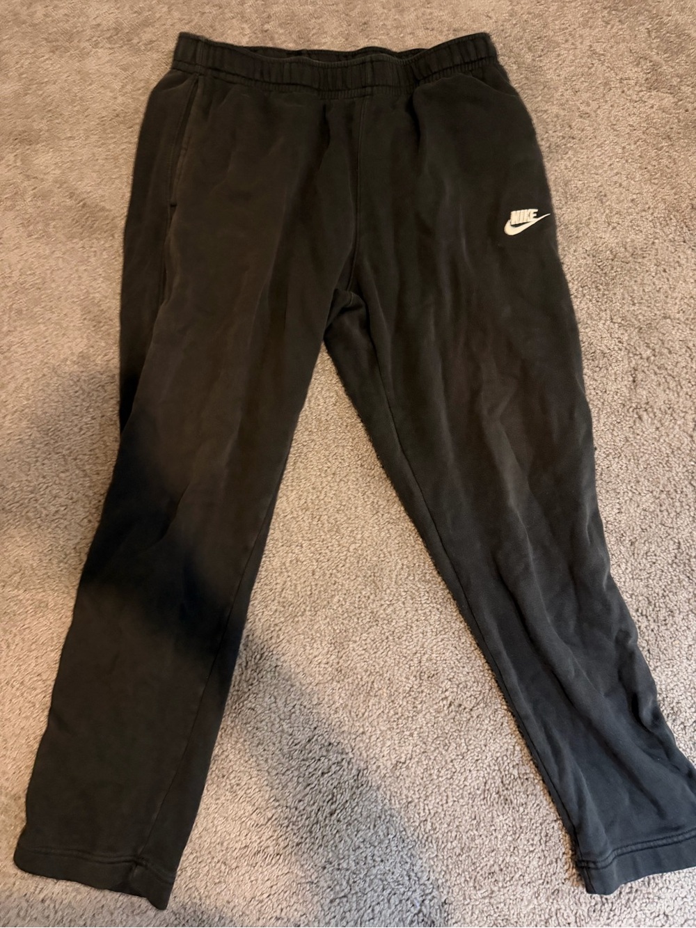 Nike Black Men’s Jogger Sweatpants with White Swoosh size L